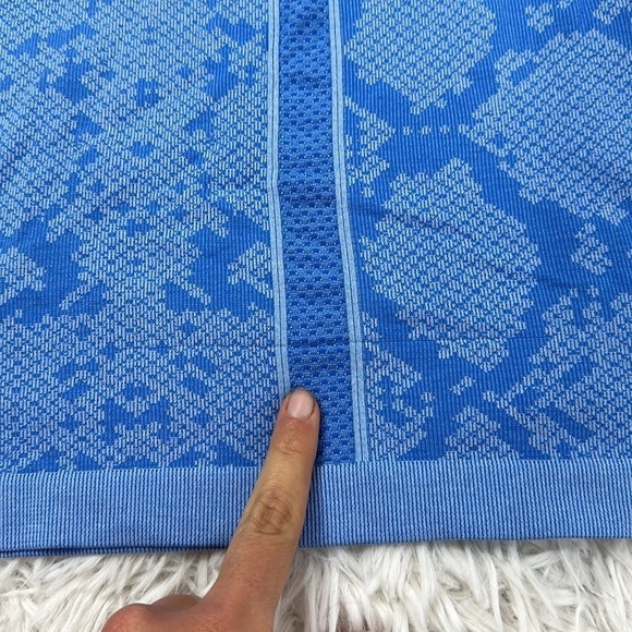 Lululemon Swiftly Tech Tank - Picture 4 of 4